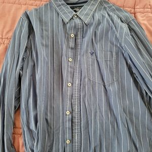 American eagle button down shirt